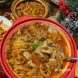在武汉昙华林！圣诞冰糖葫芦！快去吃！！！