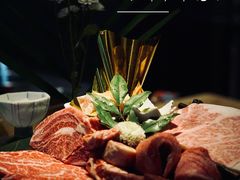 -铭牛烧肉·和牛海鲜自助(高新月牙湖店)