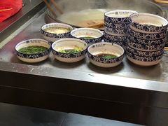 -镇南锅盖面馆(解放路店)