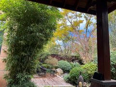 -七彩云南古滇温泉山庄