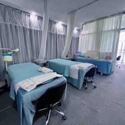 -YooMee优美智能科技美肤机构