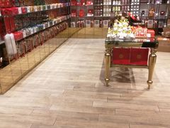 -VENCHI 闻绮(北京国贸商城店)