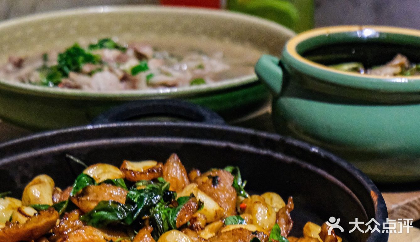 钟村工厂「来回Kitchen」吃融合菜感受逃离城市计划‼️