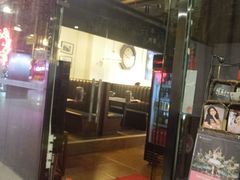门面-日进一片海.生腌海鲜火锅.宵夜烧烤(三里屯总店)