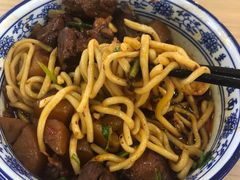 民餐大盘鸡拌面-西安外国语大学-学生食堂(栾树大道店)