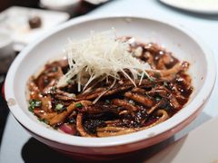 响油鳝糊-吴越荣记苏州菜·松鼠桂鱼(月光码头店)