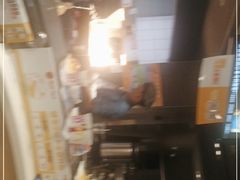 -麦当劳(民盈·国贸城店)