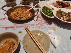 -肥肥虾庄·金牌油焖大虾(杨园滨江时代walk店)