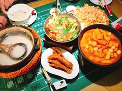 -粤港湾砂锅粥·宵夜(宝龙店)