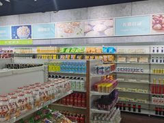 -窦店服务区-停车场