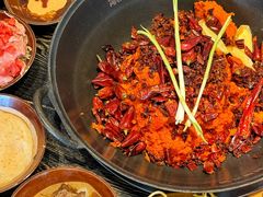 -冯校长老火锅(中联广场店)