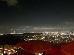 -草山夜未眠景观餐厅