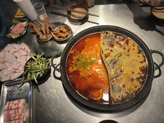 -鹿鸣山草本茶香火锅(园西路店)