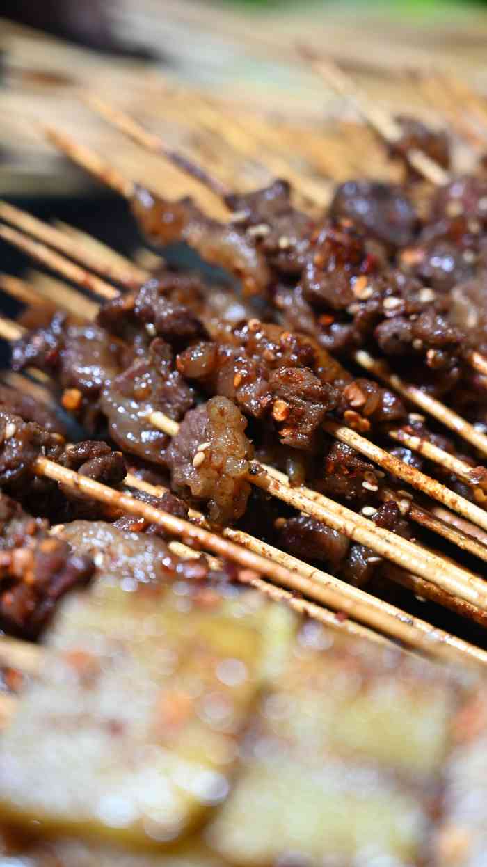 赛文烧烤-"『正宗的昭通小肉串』[爱心][爱心][爱."-大众点评移动版