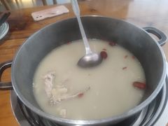 -汤宴参须肚包鸡(蒙阴店)