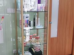 -茂菊口腔连锁(浦东南路店)
