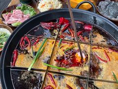 -正南齊北重庆老火锅(光华村直营店)