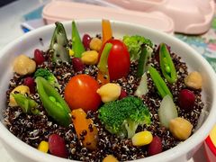 -水桶王国主题餐厅·聚会·生日派对·亲子活动·家庭套餐(亚龙湾希尔顿店)