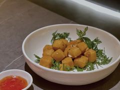 糖心脆皮豆腐-洛缦音乐餐厅(工业展览馆万象城店)