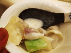 -沙龙酒家