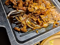 铁板黑椒牛柳-青年公社烤鸭(青年路店)