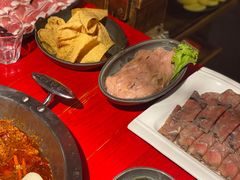 -谭鸭血老火锅(漳州路店)