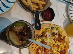 经典夏威夷风情流芯披萨-必胜客(港城新天地店)