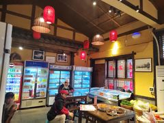 -富正毅三下锅·湘西韵味(天门山索道店)