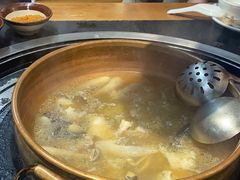 -阿山卓·野生菌火锅·纳西火塘烤肉