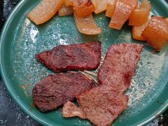 -臻牛烤肉