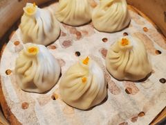 蟹粉小笼包-绿波廊(豫园店)