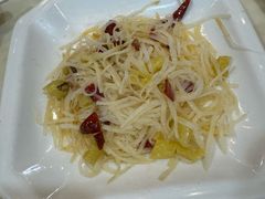 -烟雨人家(塔湾街店)