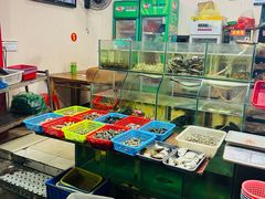 -两广烧蚝(新兴街店)
