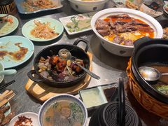 -潮界(LU·ONE凯德晶萃广场店)