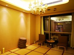 -彩虹之门健康管理