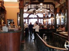 -Majestic Café