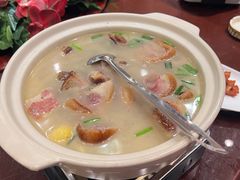 土猪腊排骨炖-巴人堂(女儿城店)