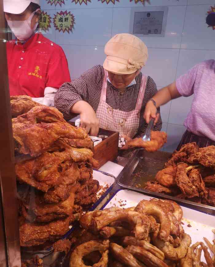 秦氏环球炸鸡(解放北路店)-"在本溪火车站等车 听说好久的炸鸡腿 95