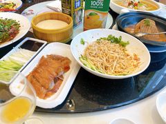 -香山湖家家宴(中山陵店)