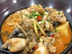 酸笋牛蛙-东门七爷螺蛳粉(浦东店)