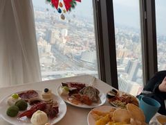 -中央电视塔旋转餐厅