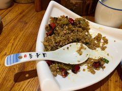 -滇香肴·云南菜蒸汽石锅鱼(云南北路店)