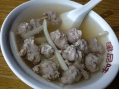 酸笋肉羹汤-津品味小吃(大学湾店)