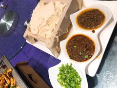 -95号酱骨·一块豆腐(展春园西路店)