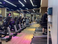 -威克健身游泳(万菱汇店)