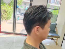 -东方美妍小鹏造型