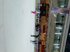 -冠军冰场(环球中心店)