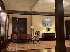 -LONG BAR 廊吧(外滩华尔道夫酒店)