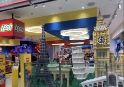 -乐高品牌旗舰店(人民广场店)