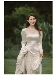 -Renee芮亦婚纱(原丽莎)